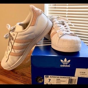 Adidas Superstar Size 7 more like 8 1/2